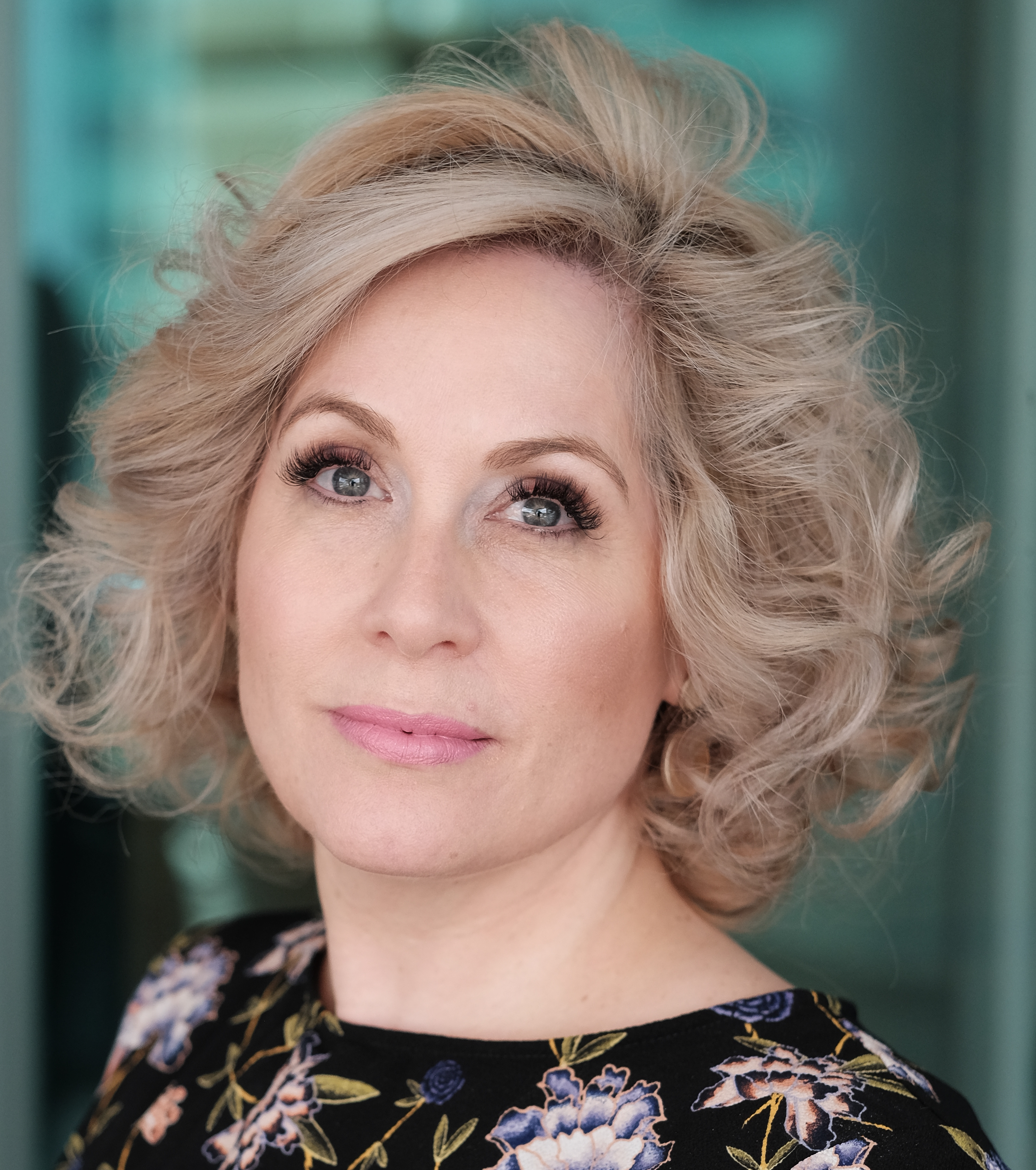Lisa Klein Headshot