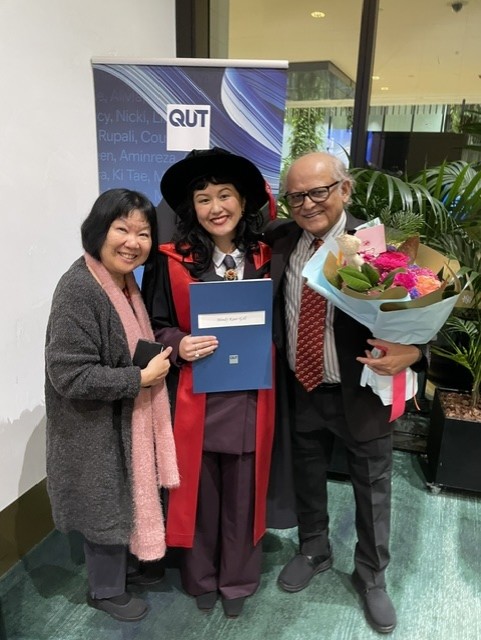 Family Photo Proudly Attending The Phd Graduation Of Bee Chen'S Daughter, Mindy Gill