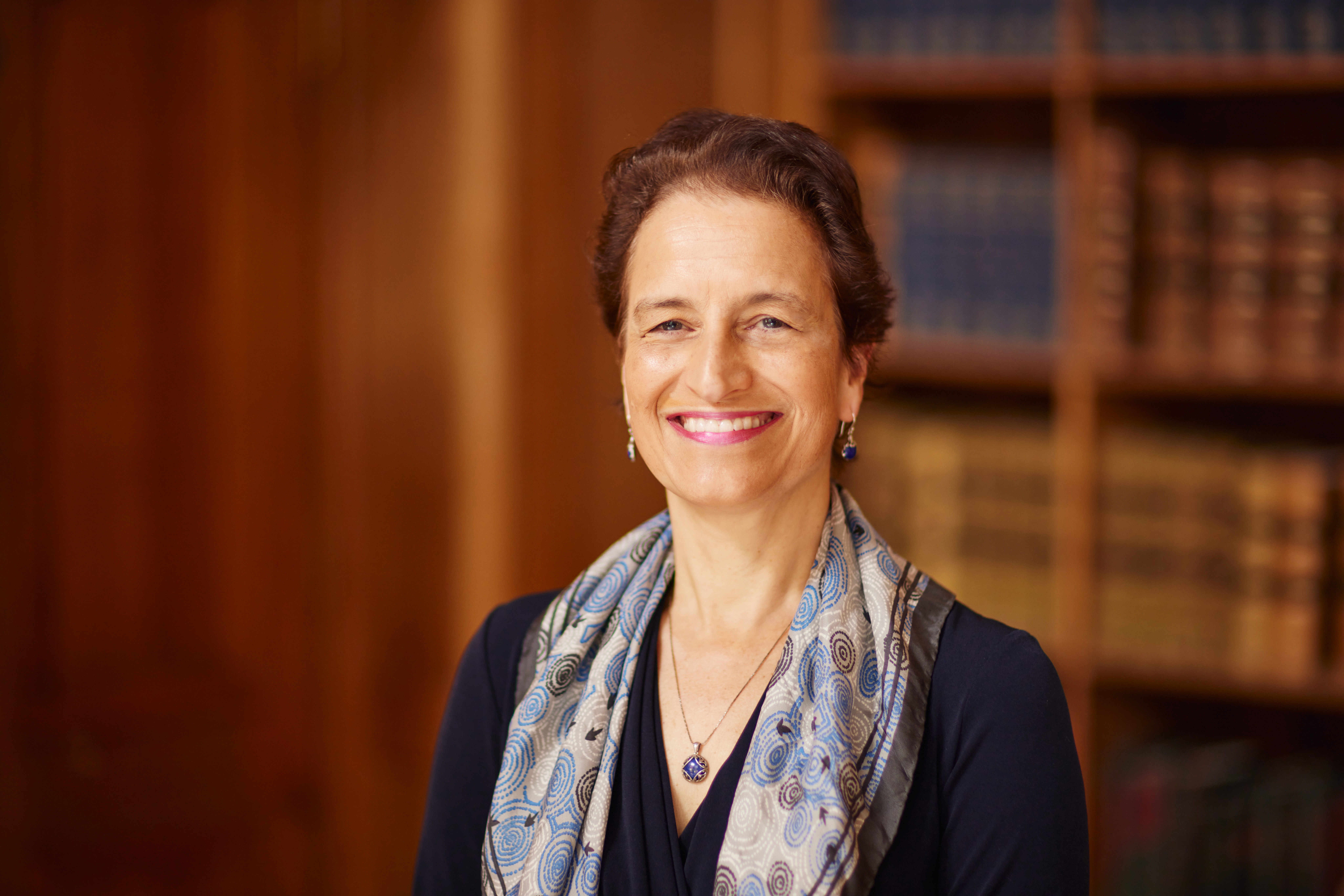 5644 0580 Elizabeth Kiss Official Rhodes Headshot