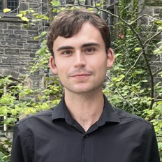 Adam Martínez