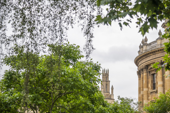 Radcliffe camera hidden behind trees