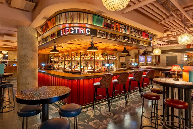 Inside the Electric Shuffle bar