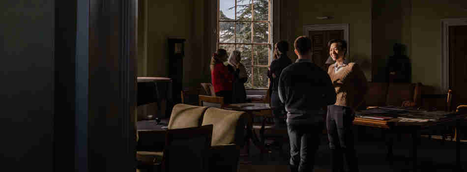 Scholars in dicussion at Rhodes House