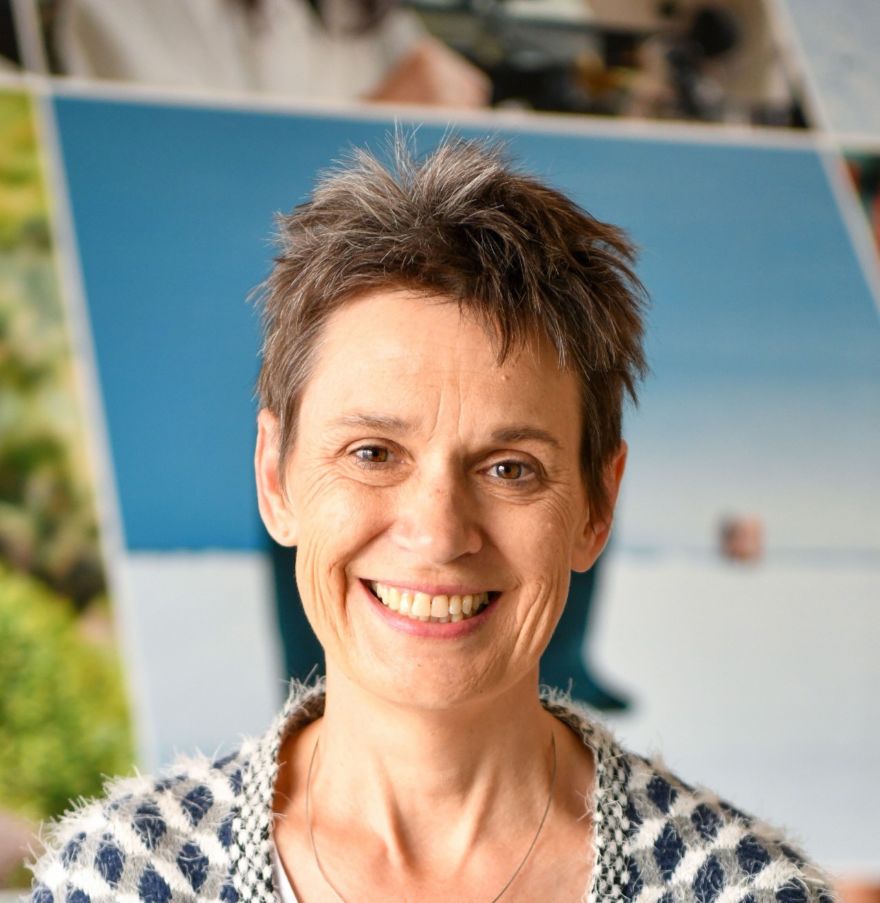 Elle Leane Headshot