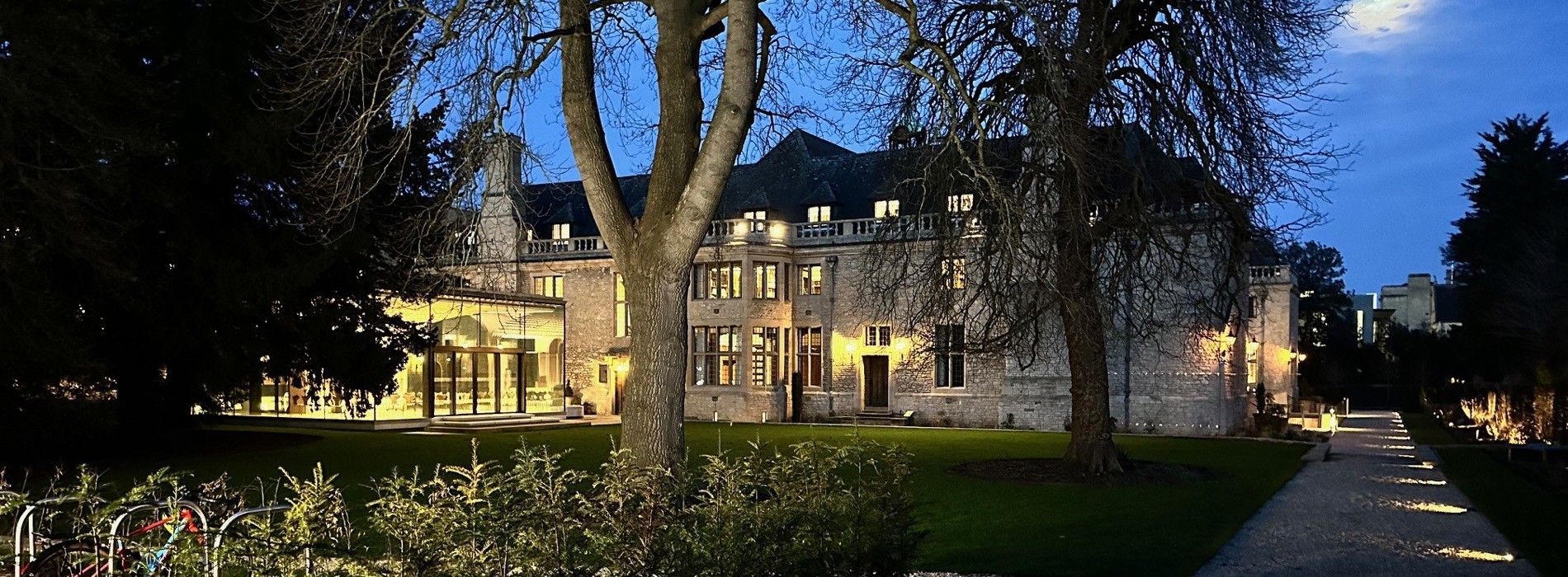Rhodes House, Glass Pavilion And Garden In the Evening