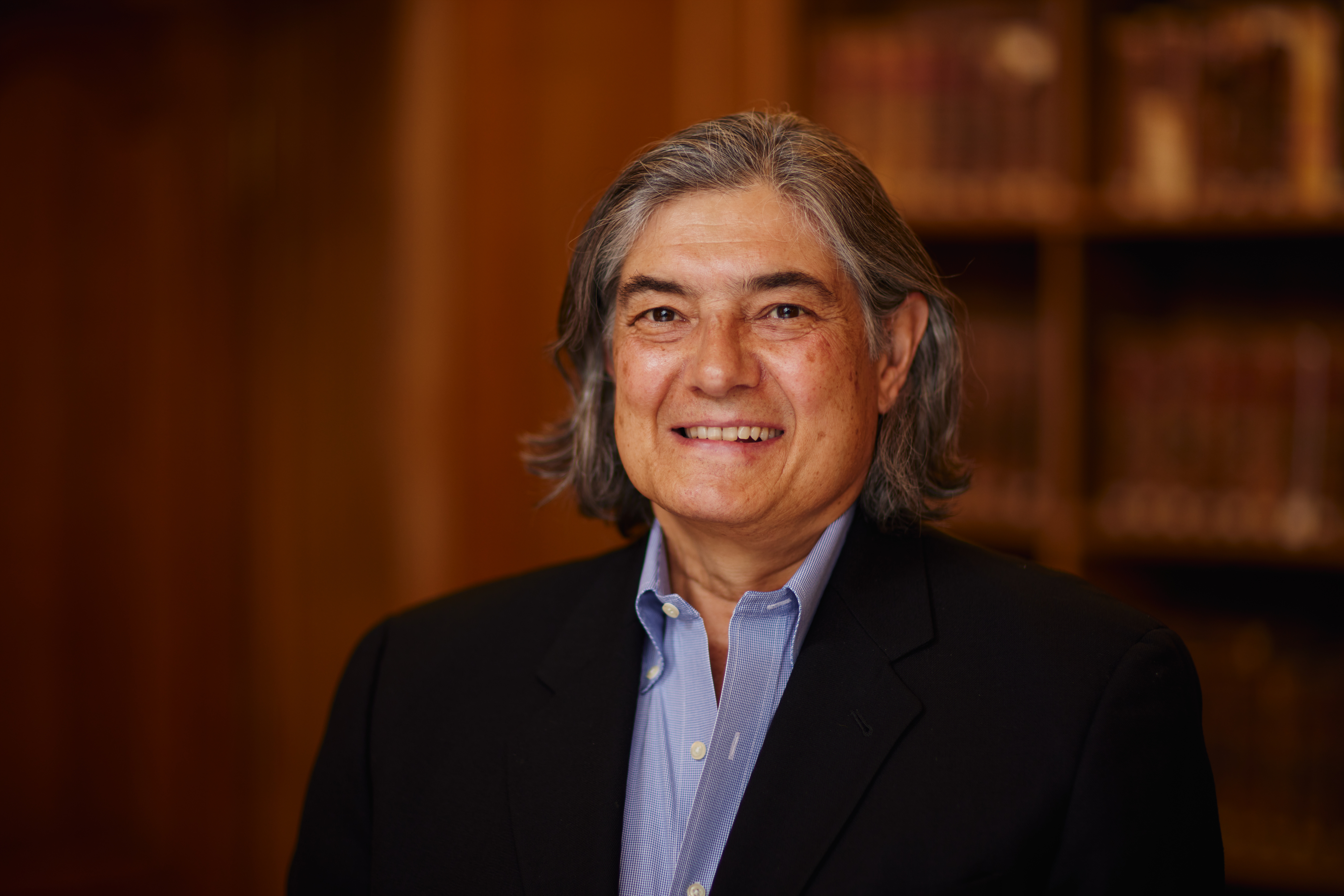 Mr Christopher G Oechsli