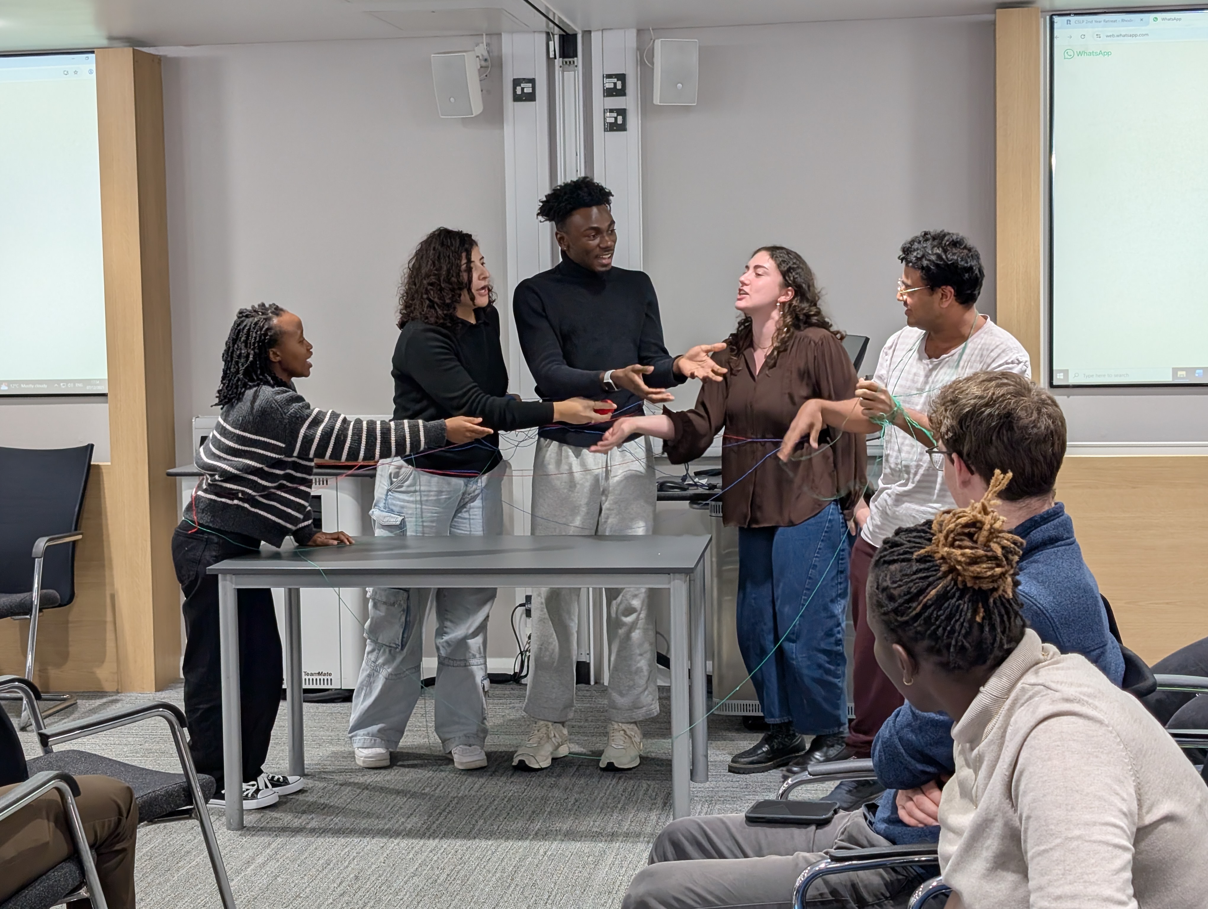 PXL 20251207 175439441