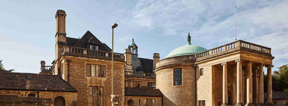 Rhodes House from the road